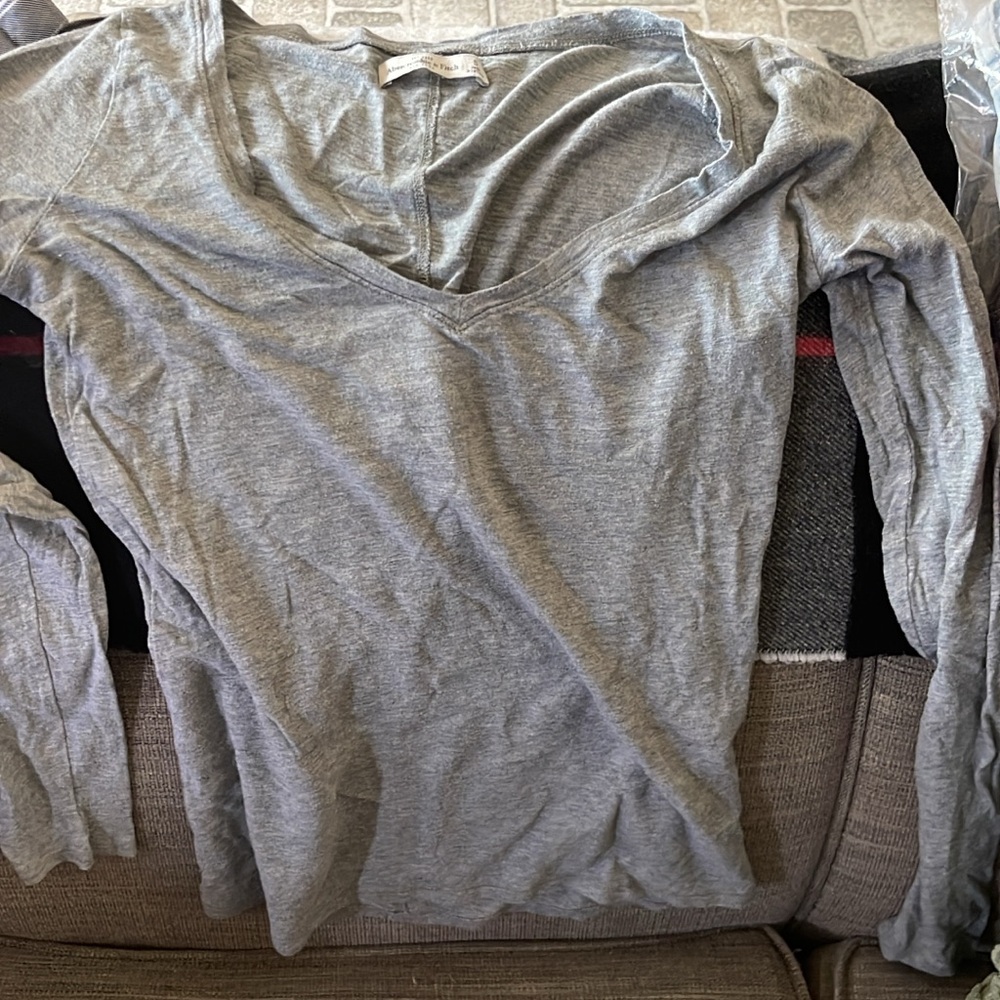 Abercrombie & Fitch Gray Long Sleeve Relaxed Blouse